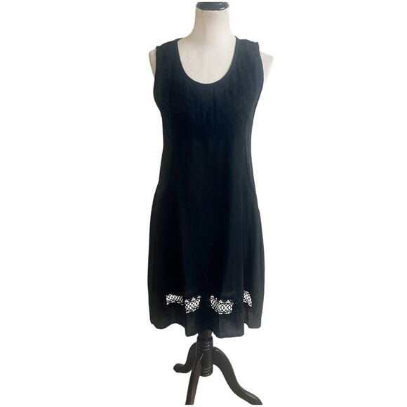 Made In Italy Linen Sheath Dress Black Size M/L Embroidered Bodice Crochet Hem - Picture 1 of 7